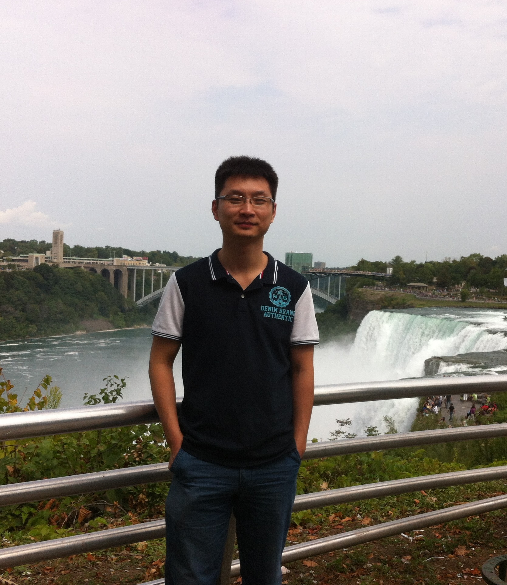 球友会·体育创新论坛第一千四百五十九讲：Ultra-cold gases---A “hot” dish of the “coldest” matter in physics
