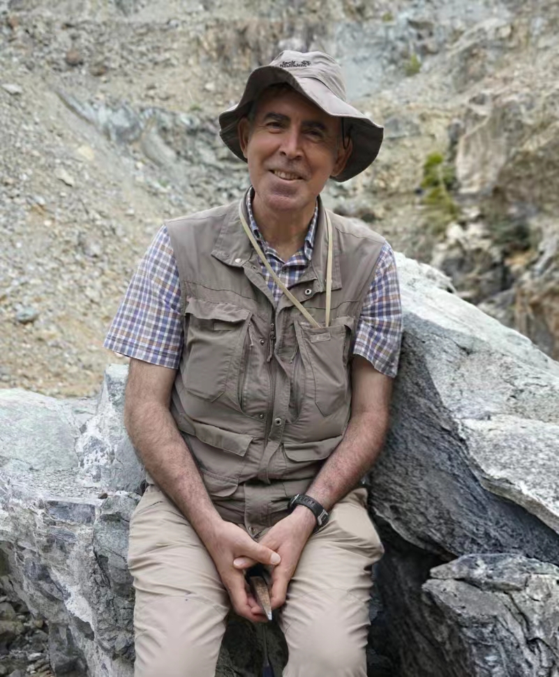 球友会·体育创新论坛第一千八百四十二讲：Records of processes for subduction initiation, slab roll-back and ophiolite genesis in Turkey: Field, geochemical and  geochronological constraints